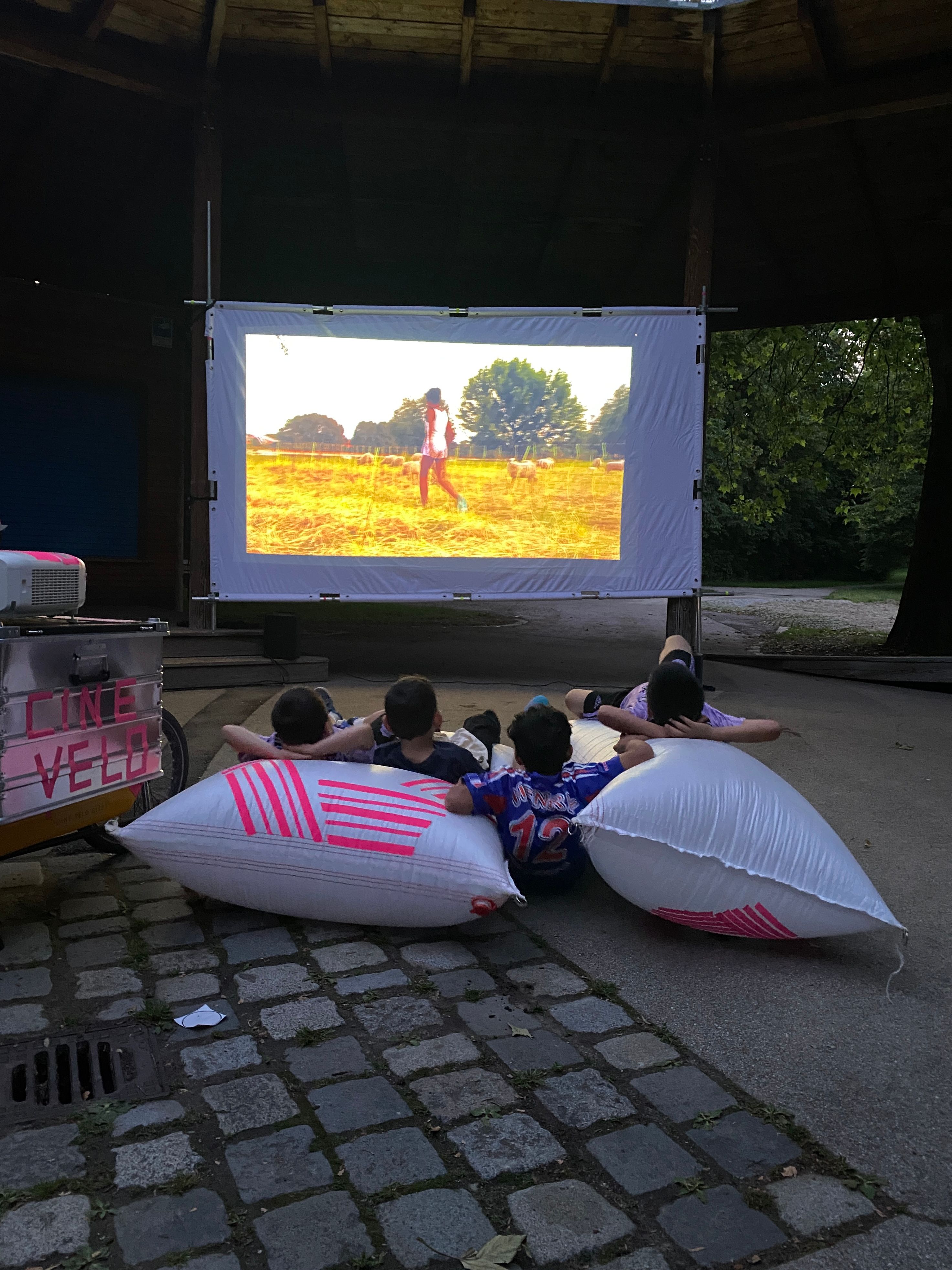 NEBourhoods PEARL Neuperlach Ciné Vélo Cité
