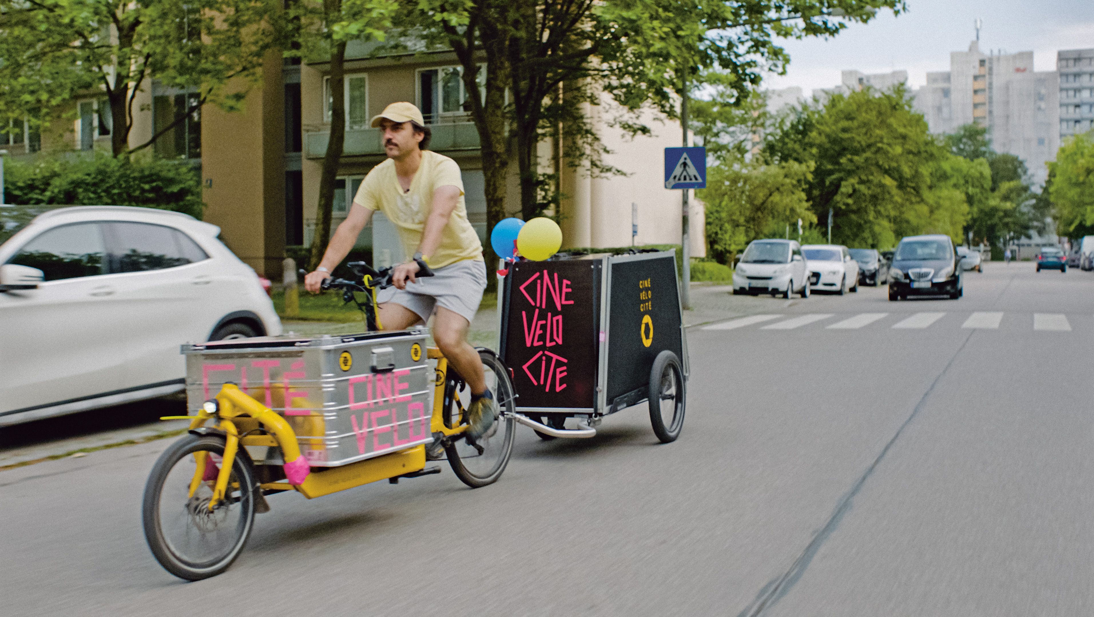PEARL NEBourhoods mobile bicycle cinema Cine Velo Cite Neuperlach