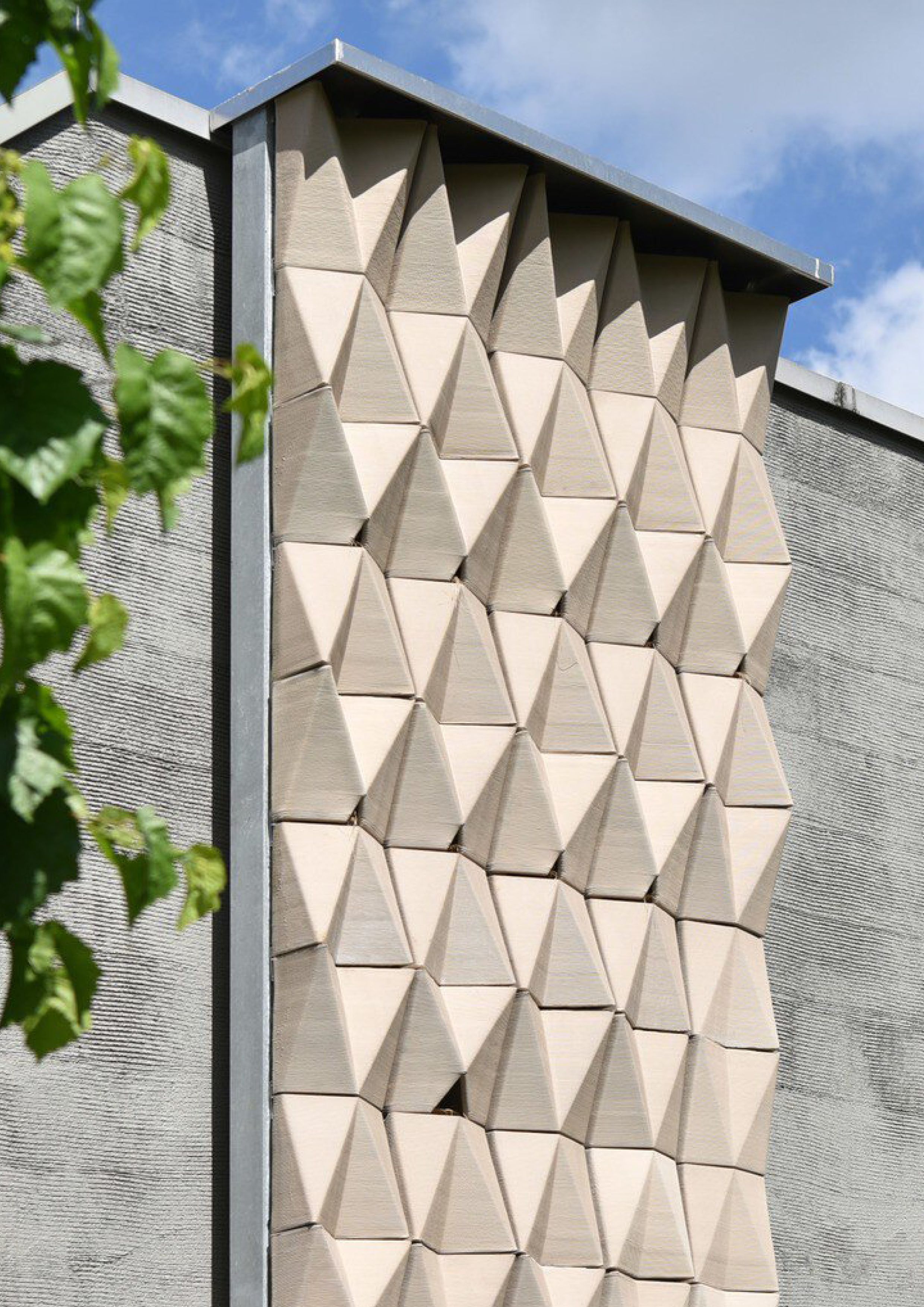 Nistfassade Biodiversität durch digitale Fassadentechnologie ECOLOPES 