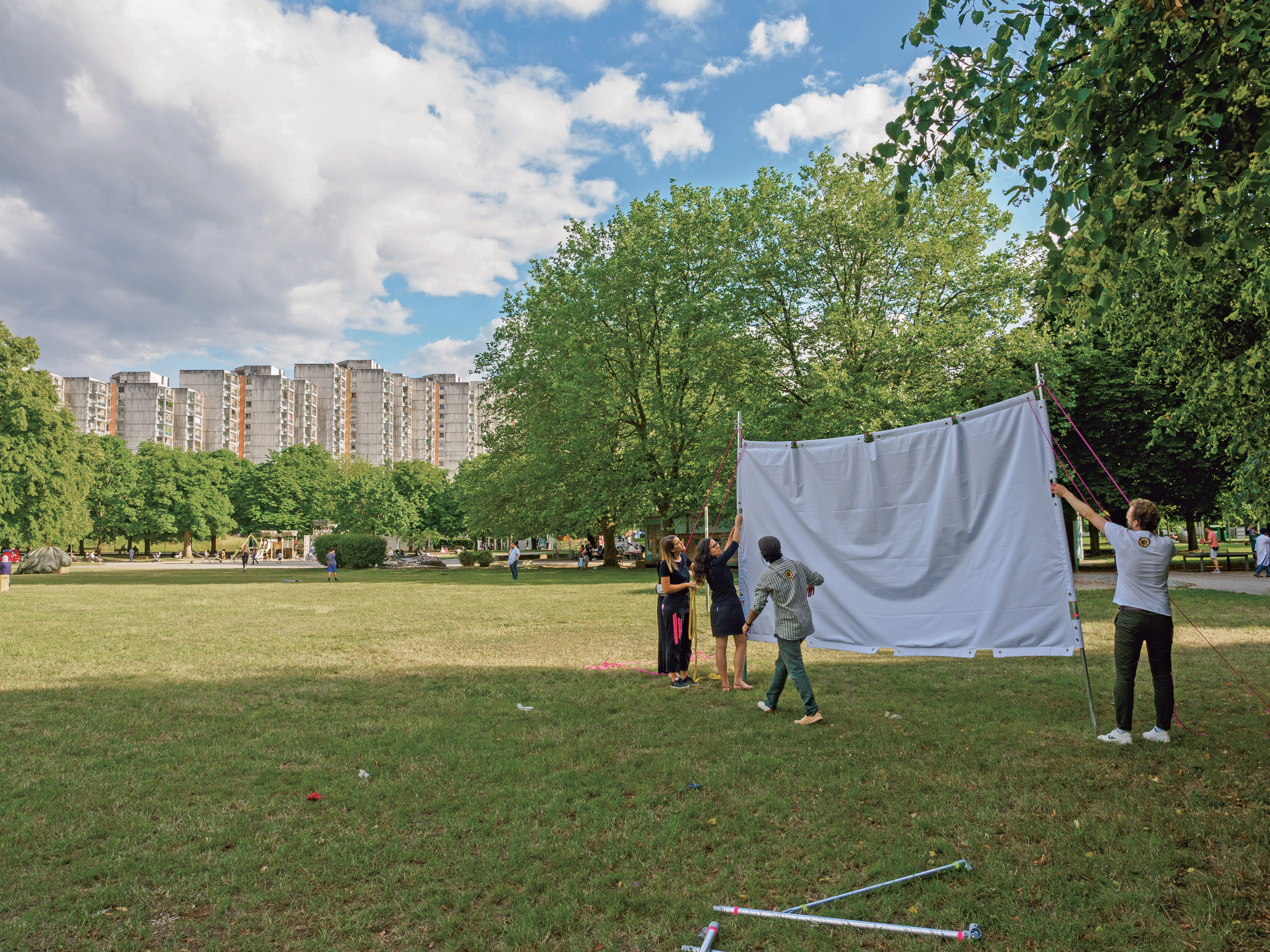 PEARL NEBourhoods mobile bicycle cinema Cine Velo Cite Neuperlach