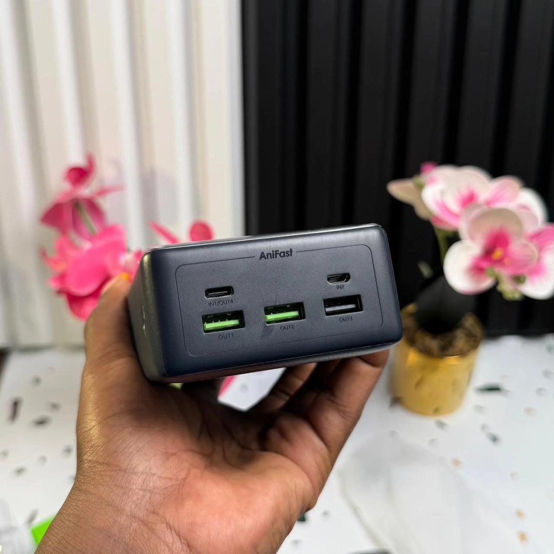 oraimo PowerBox 400 Vision 40000mAh 22.5W Power Bank