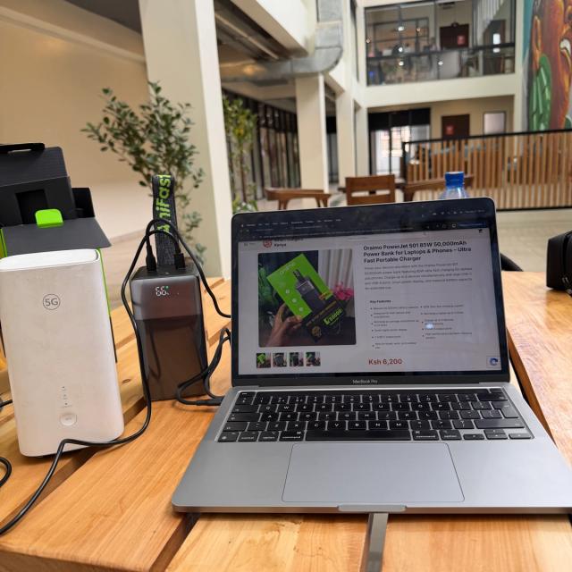 Oraimo 50,000mAh Powerbank + 12V Router Cable