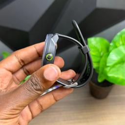 oraimo Watch 5R 1.43'' Amoled IP68 Smart Watch view 3