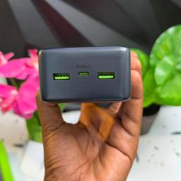 oraimo PowerNova QF1 27000mAh 22.5W Power Bank view 3