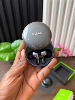 Oraimo SpaceBuds 2 (OTW-631) – 52dB Hybrid ANC Earbuds with HavyBass, AI Translation & 365-Day Warranty view 1