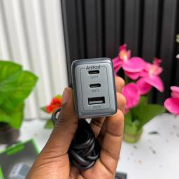 oraimo HyperGaN 65 65W GaN Wall Charger Kit with 100W CC Cable view 3