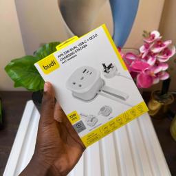 Budi PPS 35W Dual USB-C Fast Charging Station with QC 3.0 & Built-In Cable (UK Plug) view 3