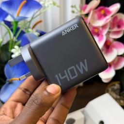 Anker 140W 4-in-1 GaN Fast Charger (USB-C PD 3.1, Dual Type-C Ports, Smart Display, UK Plug, 140W C to C Cable Included) view 3
