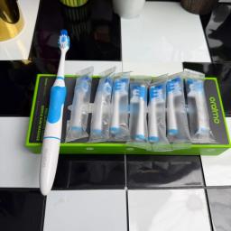 oraimo SoniCare Electric Toothbrush view 5