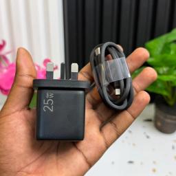 Oraimo PowerGan251 25W GaN Ultra Fast Charger + Free Type C Fast Charging Cable view 3