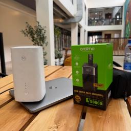 Oraimo 50,000mAh Powerbank + 12V Router Cable view 3