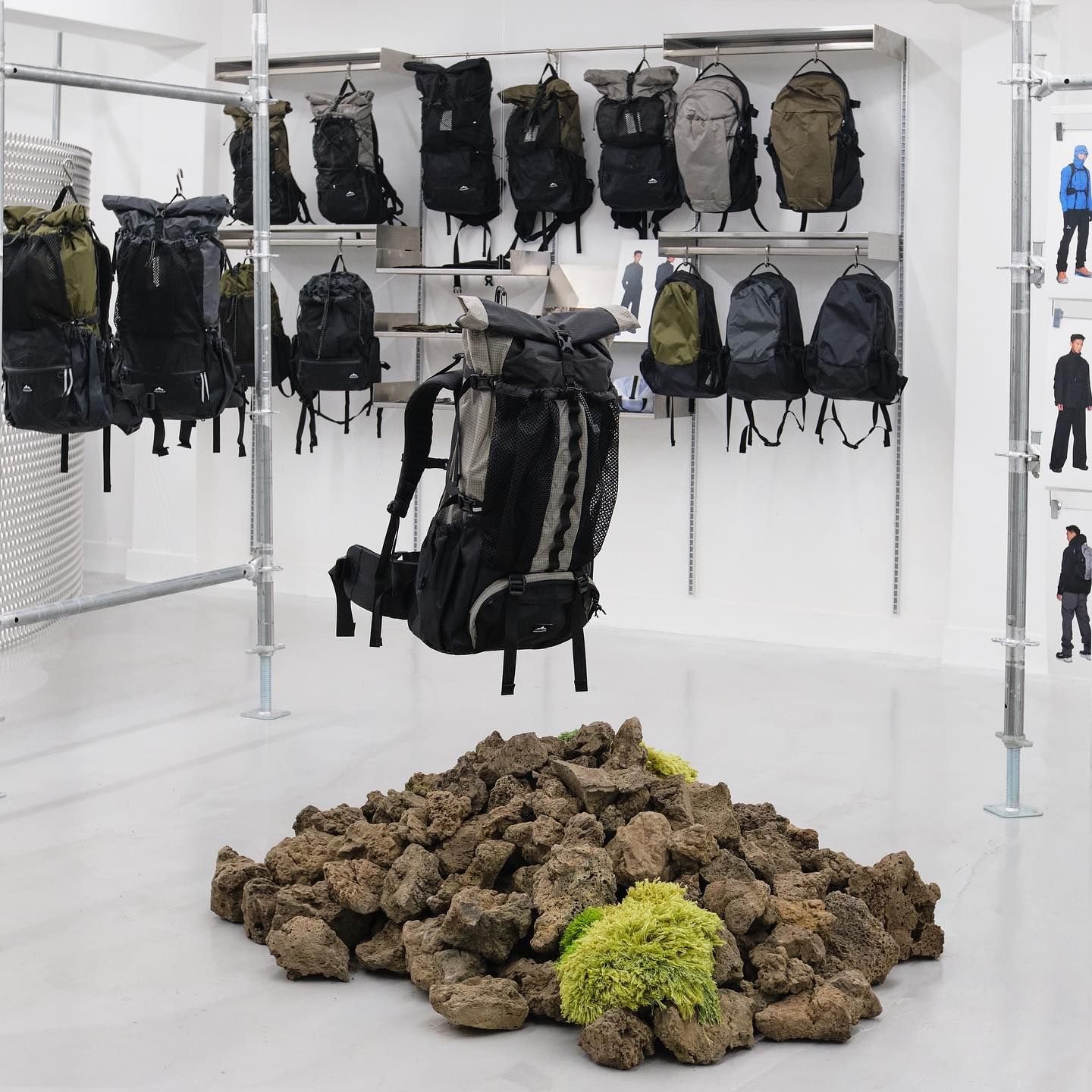 mountain-rover-pop-up-store-at-gray-shop