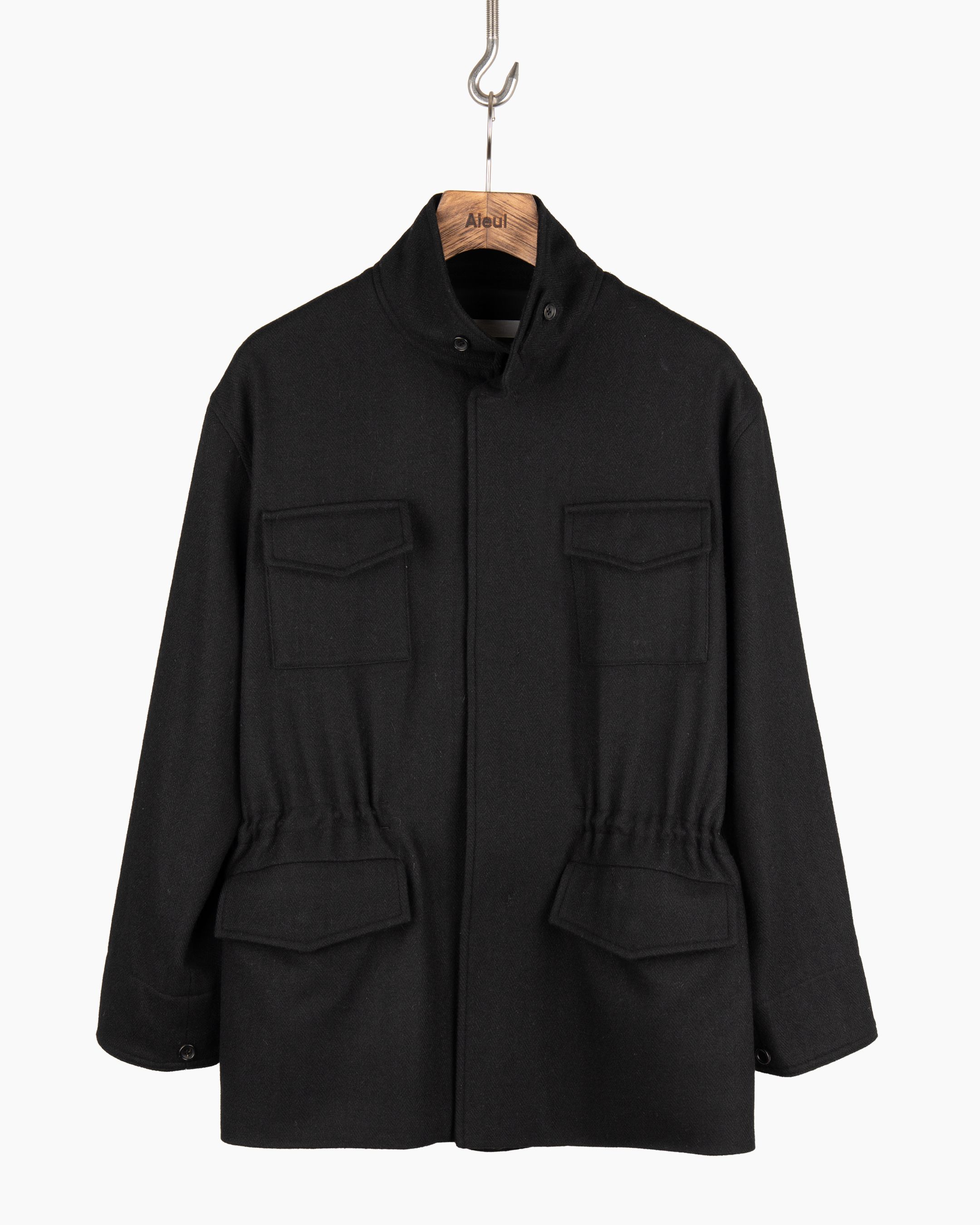 2025 Fall/Winter Packshot