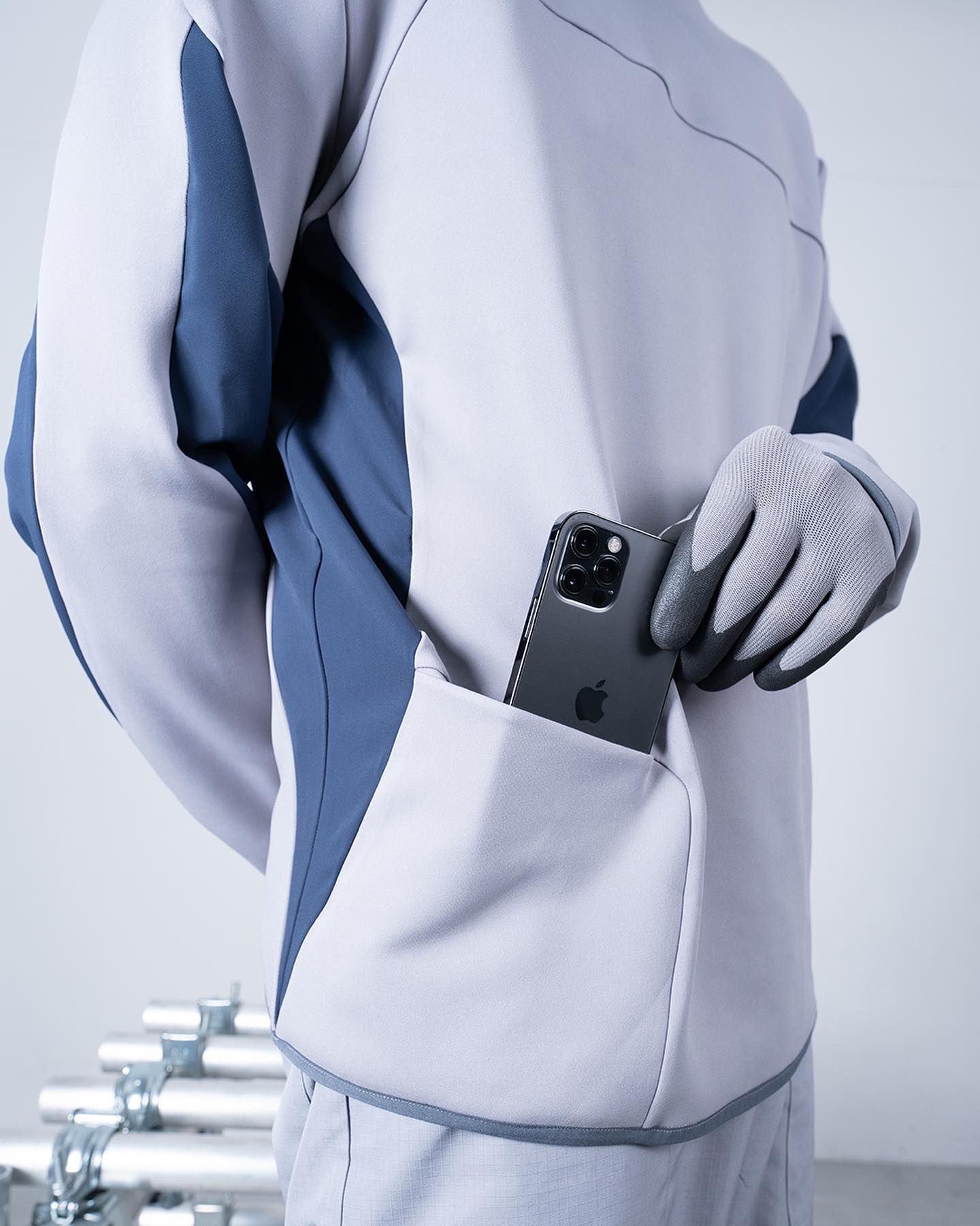 arthur-lombardo-sample-01