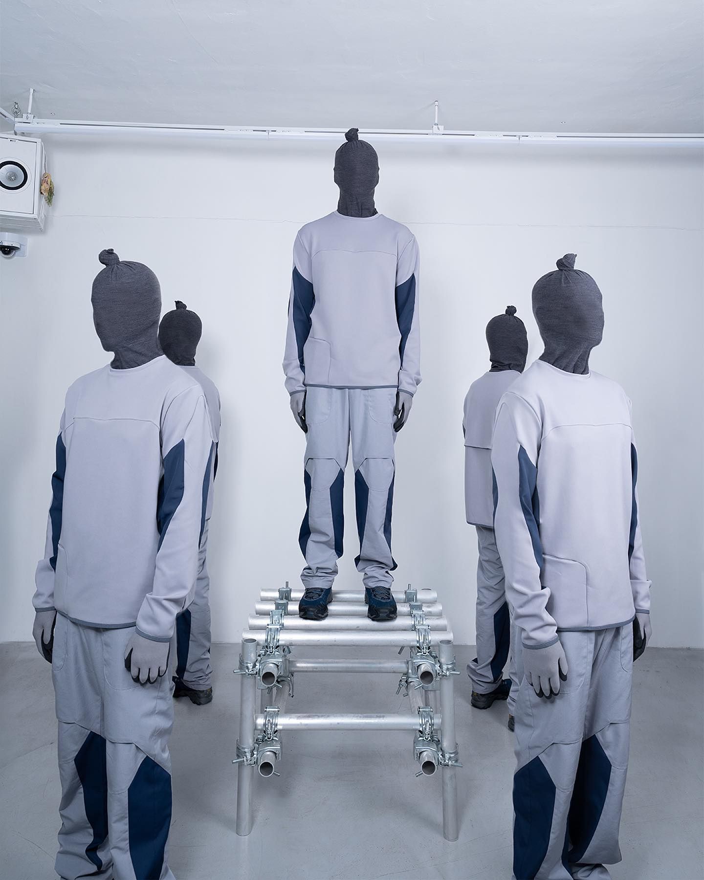 arthur-lombardo-sample-01