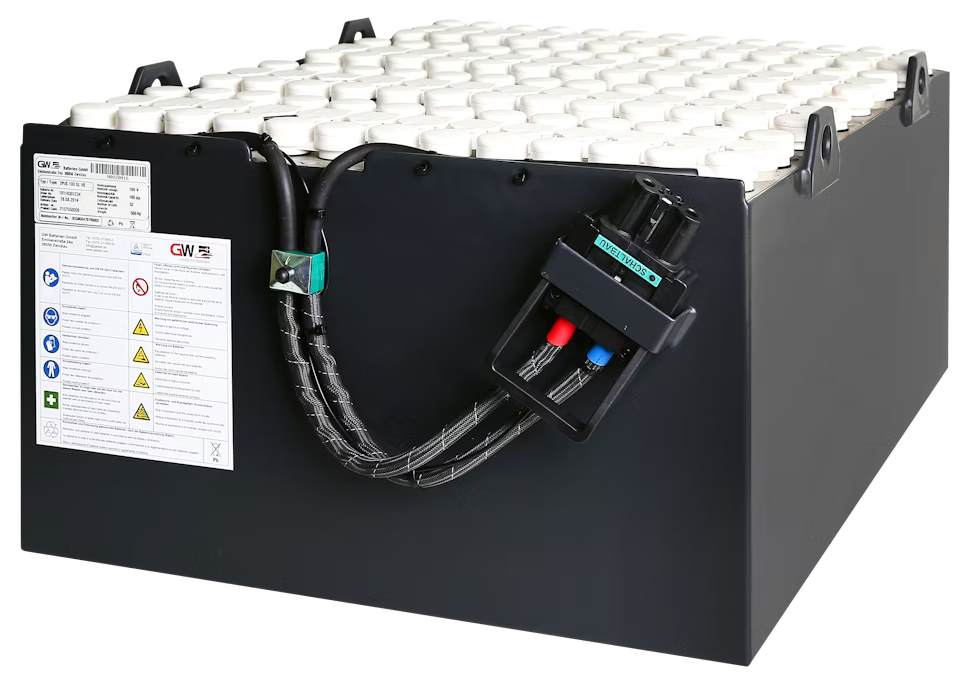 Rail vehicle batteries