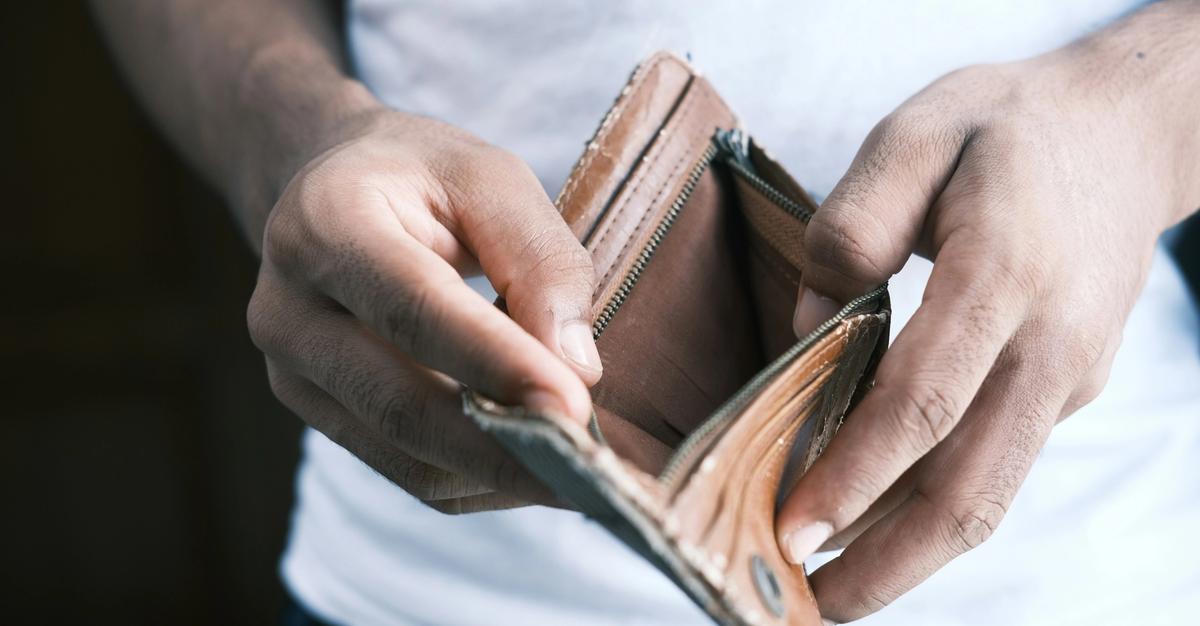 Empty wallet by towfiqu bharbuiya.