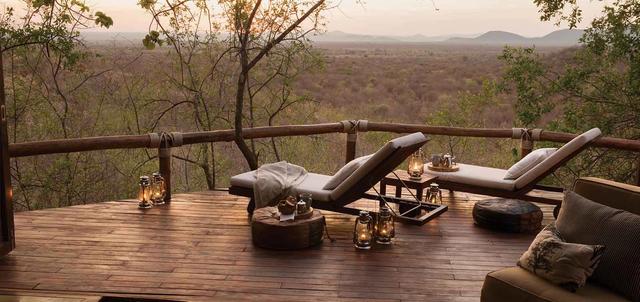 Madikwe Hills Private Game Lodge