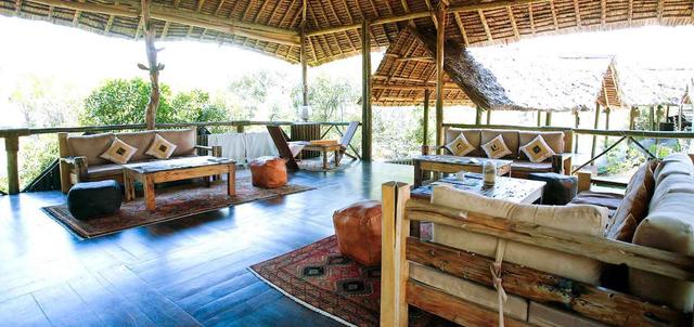 Saadani Safari Lodge Saadani Safari Lodge