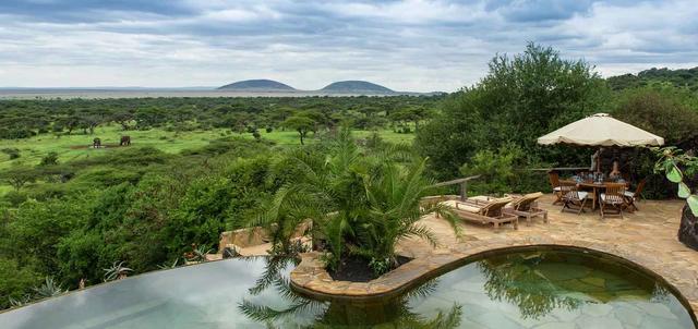 Luxury Chyulu Hills Amboseli