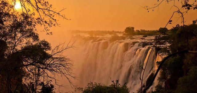 Luxury Livingstone Luxury Livingstone