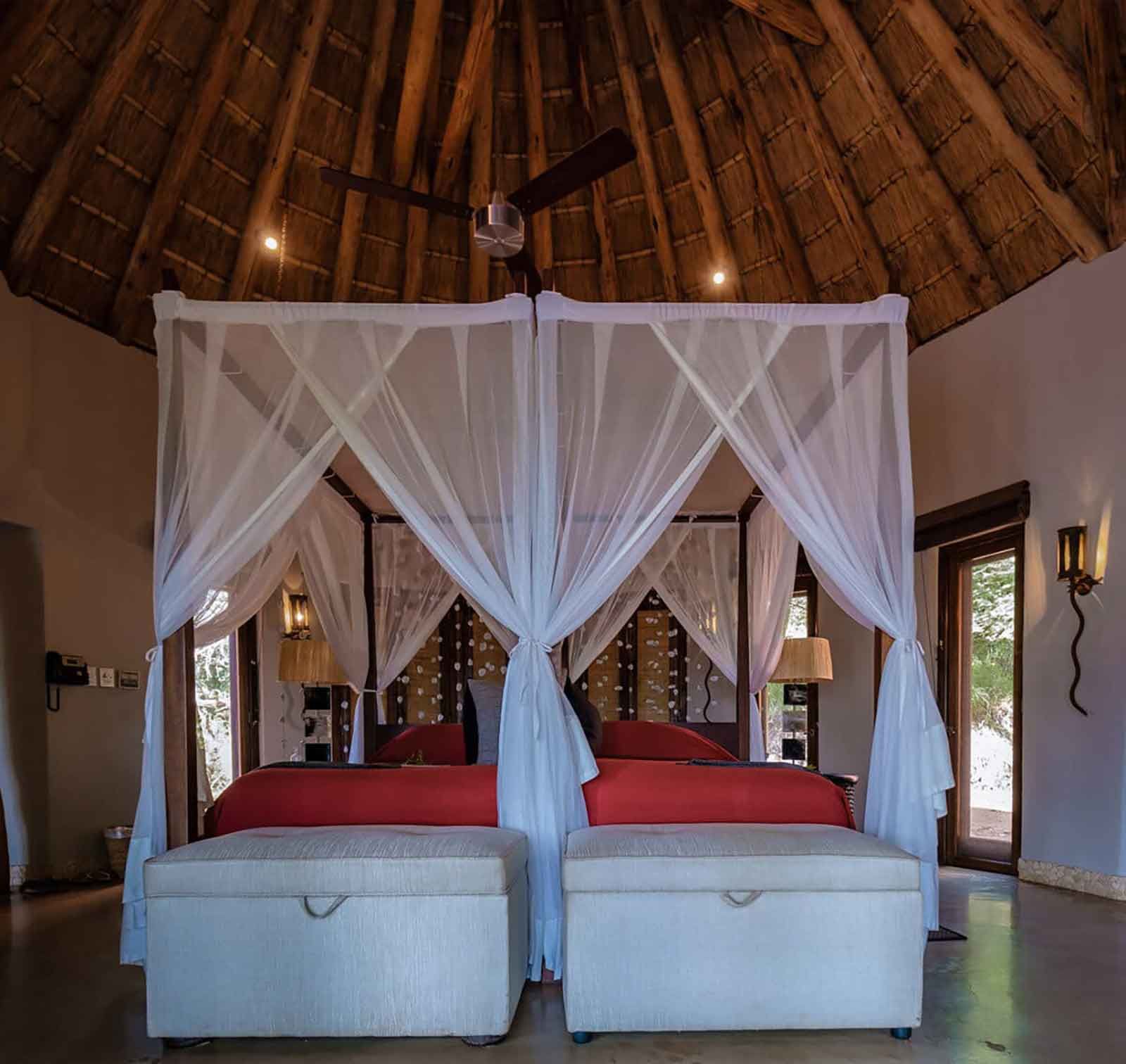 Thanda Safari Lodge Accommodation