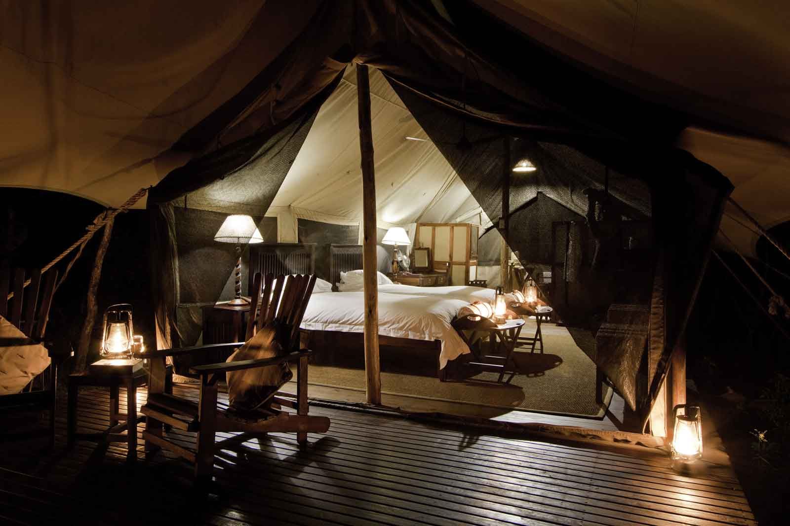Sun Safaris Rhino Walking Safaris Plains Camp