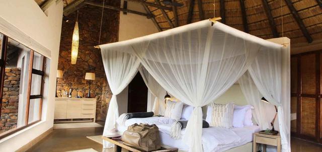 Nambiti Plains Game Lodge Nambiti Plains Game Lodge