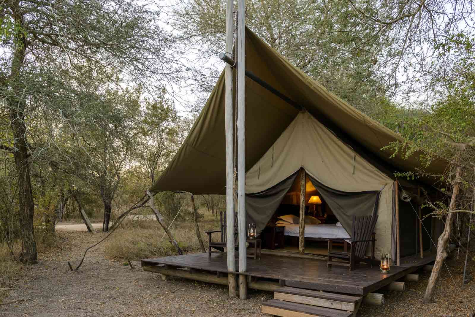 Sun Safaris Rhino Walking Safaris Plains Camp