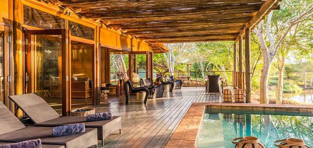 Bayete Zulu House Bayete Zulu House