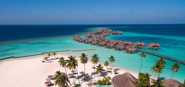 Constance Halaveli Constance Halaveli