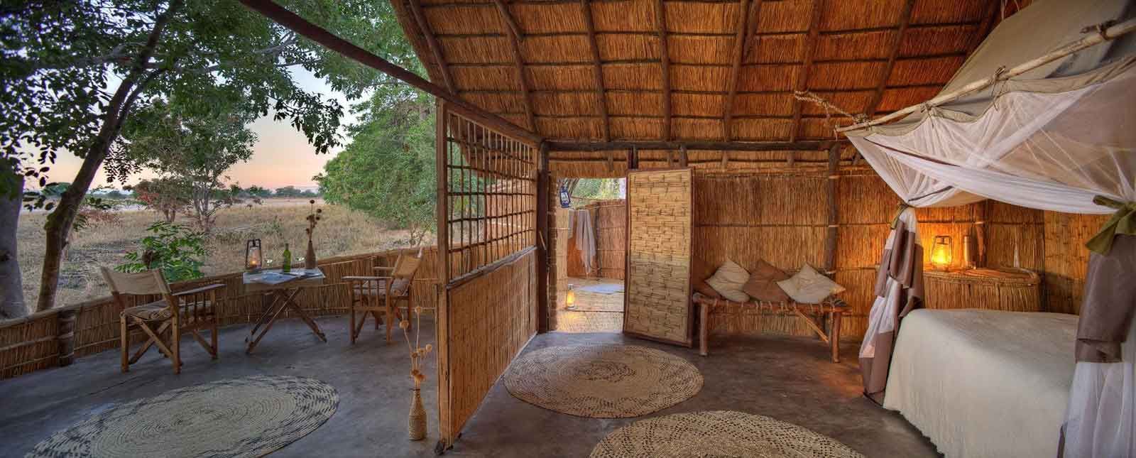 Luwi Bush Camp - 0 - 1