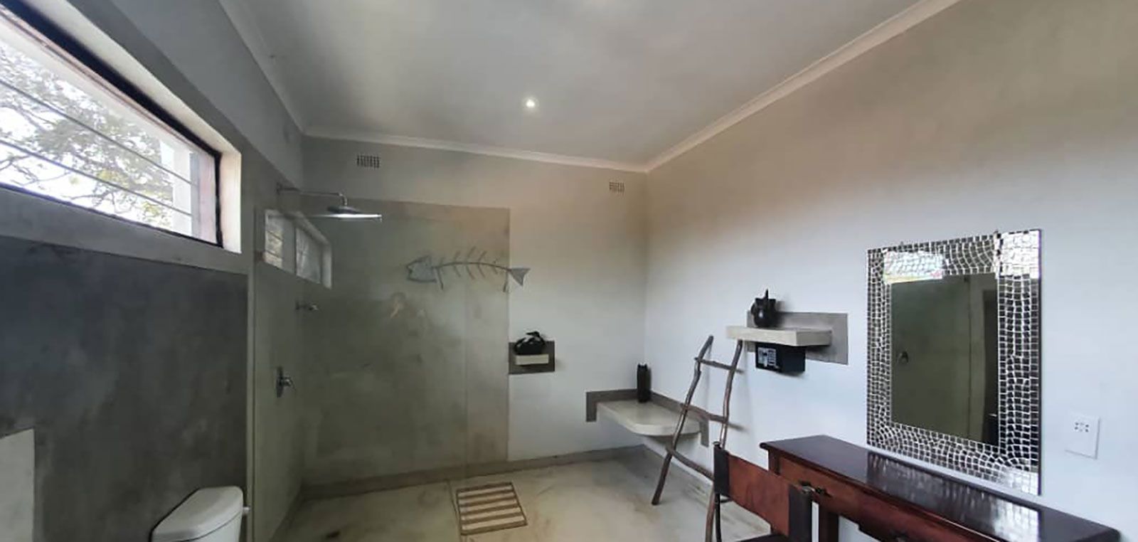 Crowned Eagle Boutique Hotel Accommodation