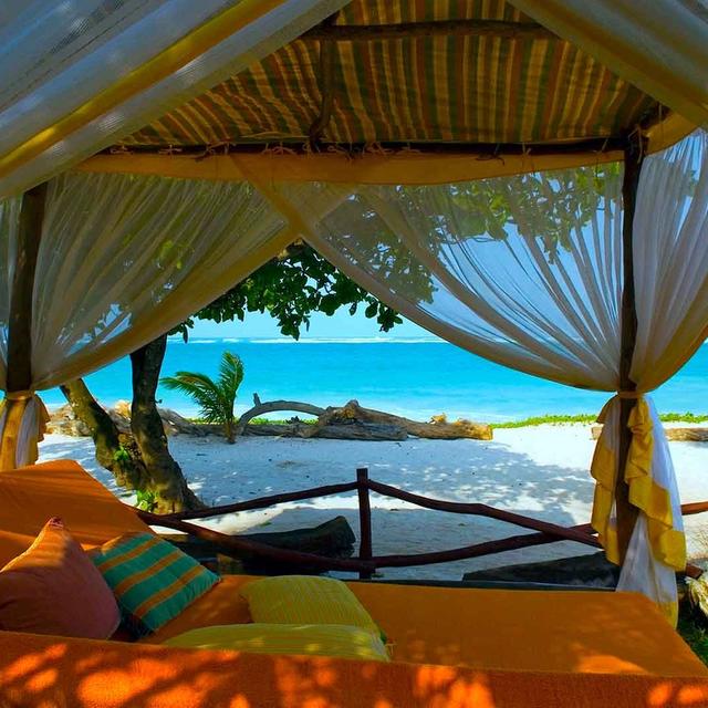 Luxury Family Safari & Coast Luxury Family Safari & Coast