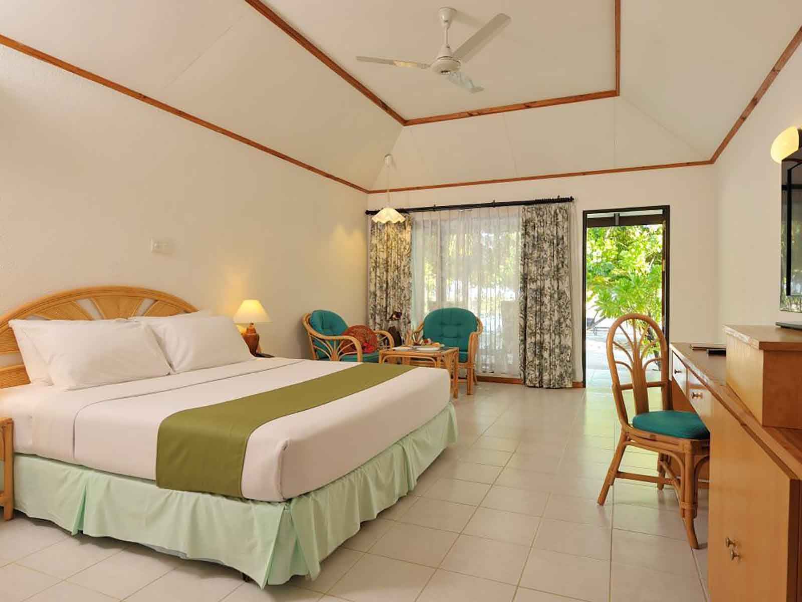 Paradise Island- accommodation2