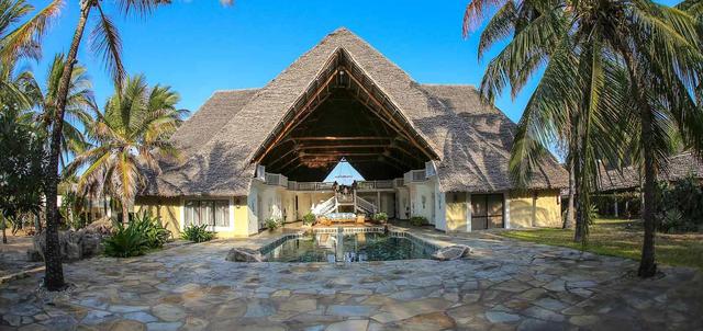 Lion in the Sun Retreat Lion in the Sun Retreat