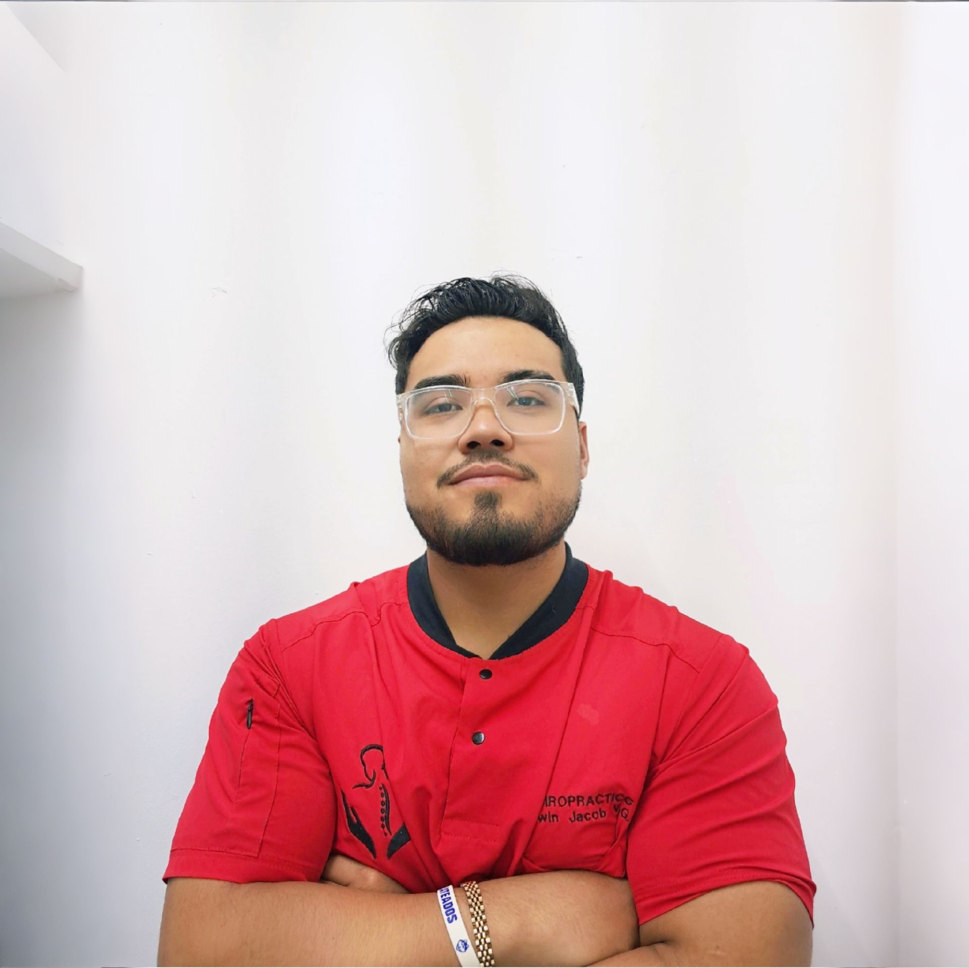Quiropráctico Jacob Velásquez