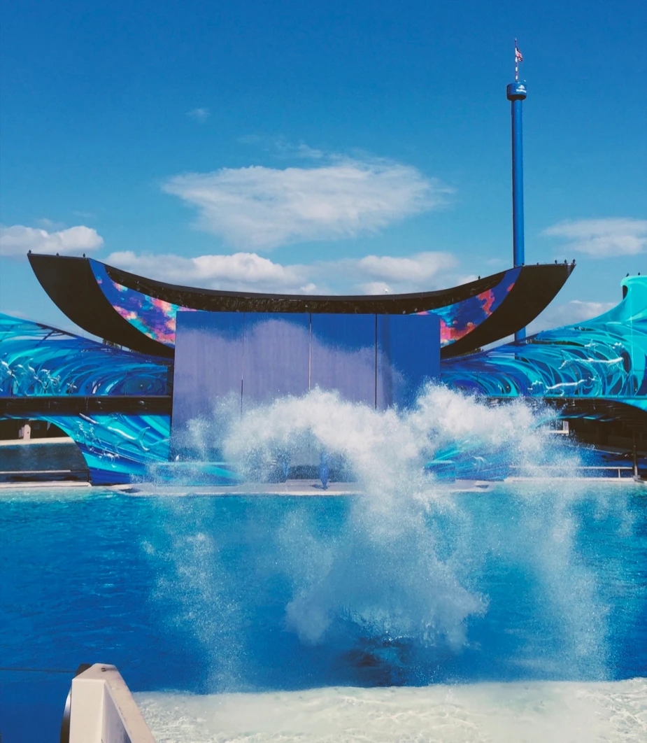 Blue water world