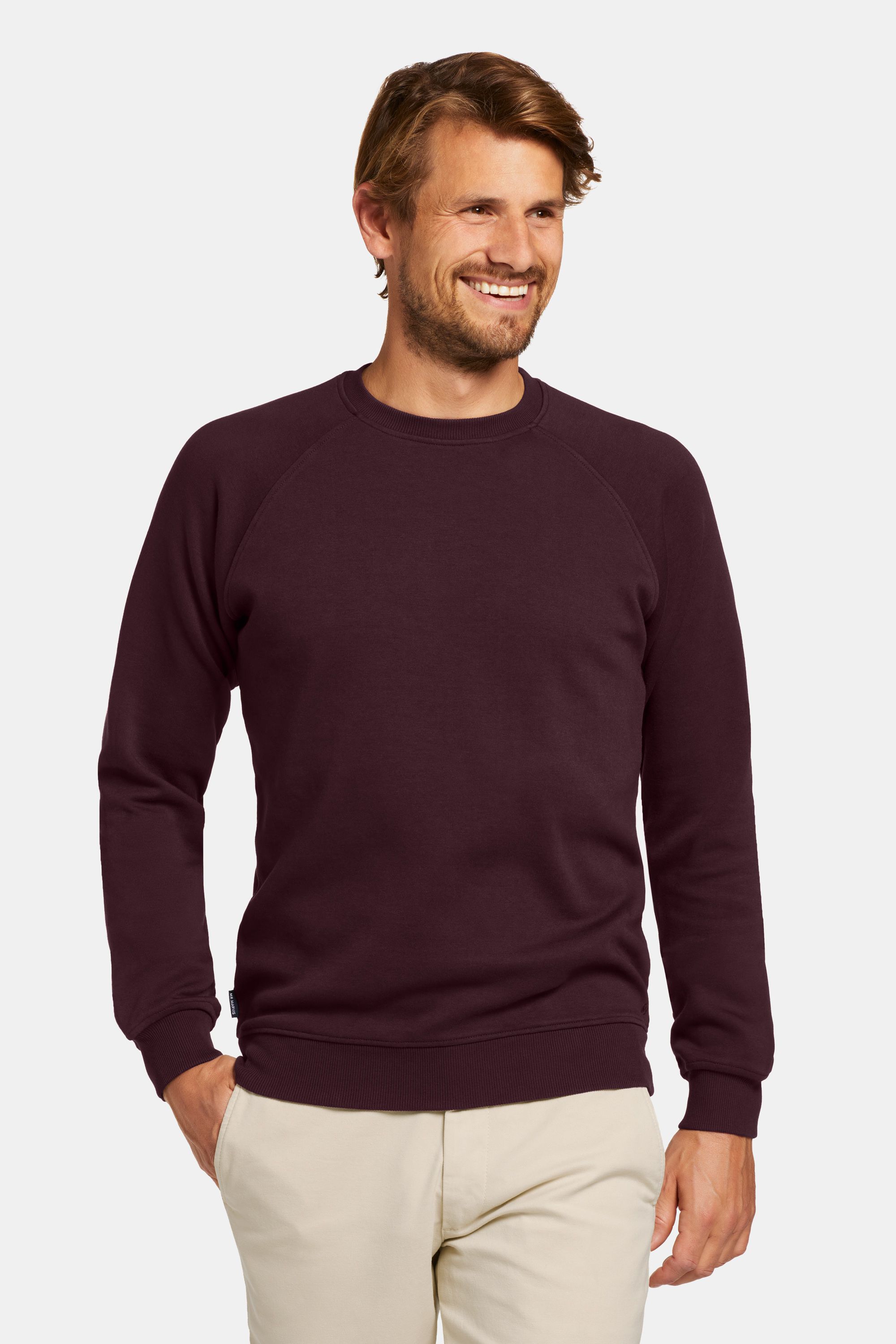 Dark 2024 burgundy sweater