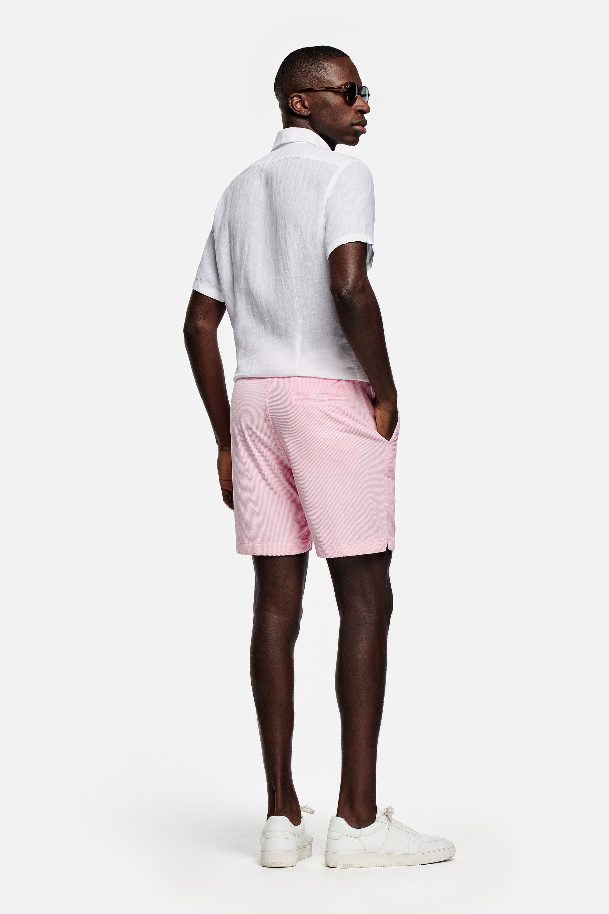 Men wearing hot sale pink shorts