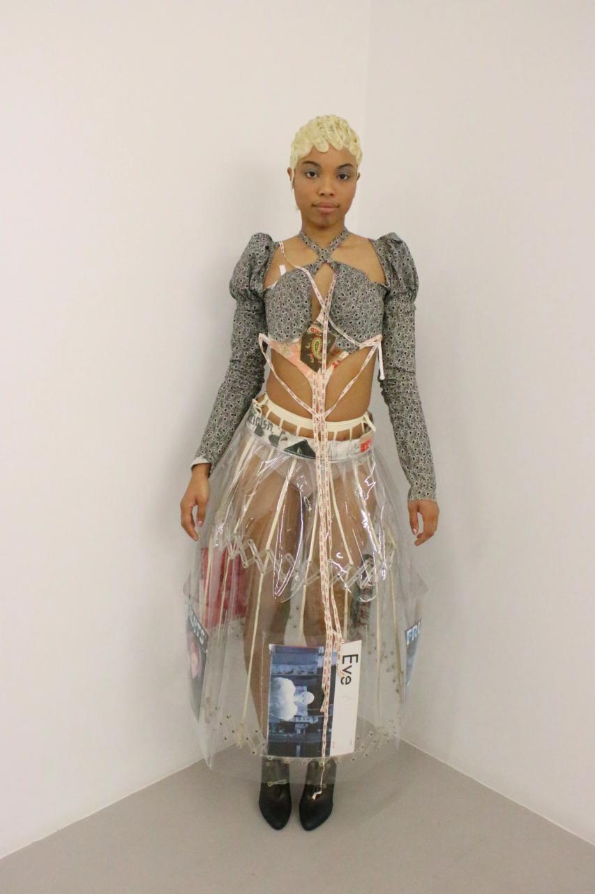 Collection 006 - SEZX look