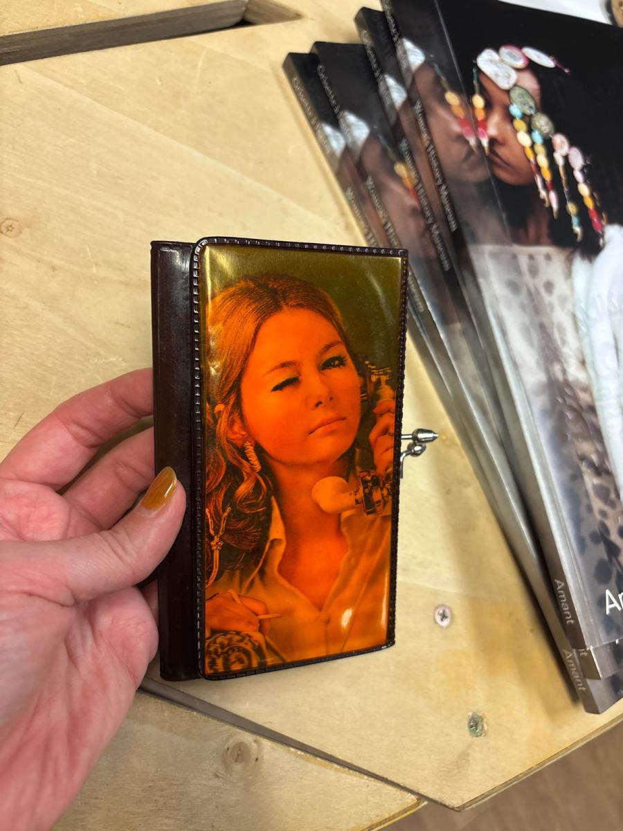70s Lenticular Winking Woman Wallet product image