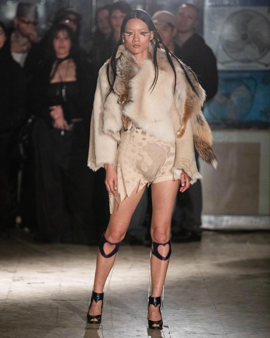 Collection 009 - DEAD CURRENCY look