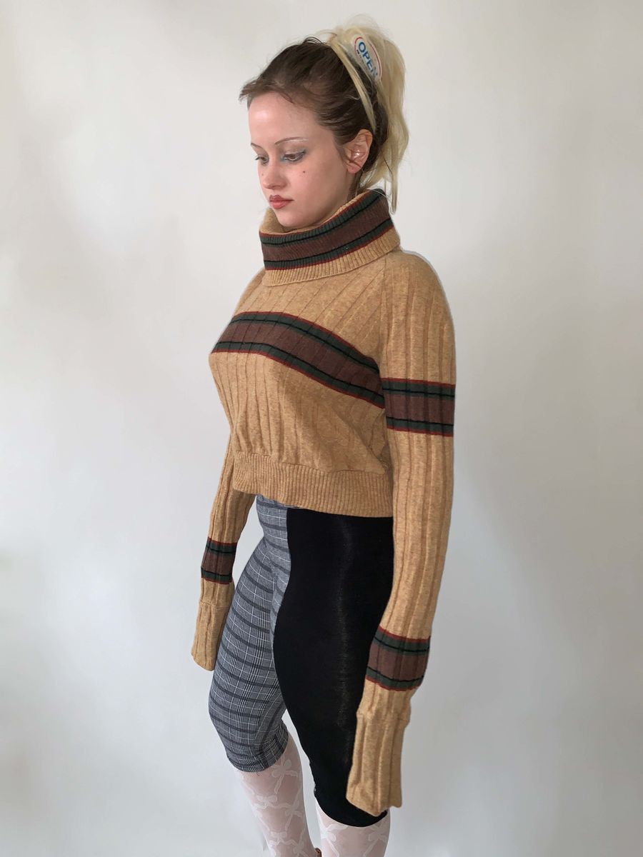 20471120 Condire Exaggerated Sleeve Sweater product image