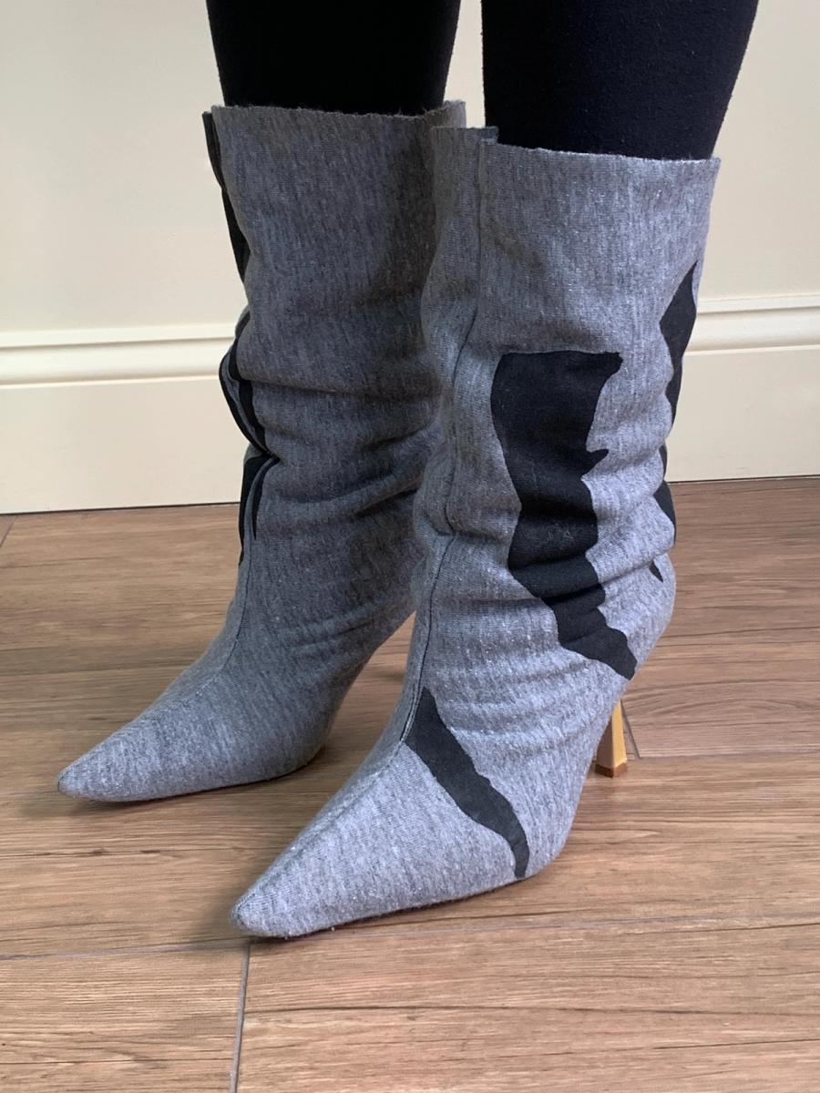 'Enfer' Runway Sample Slouchy Heels in Light Gray product image