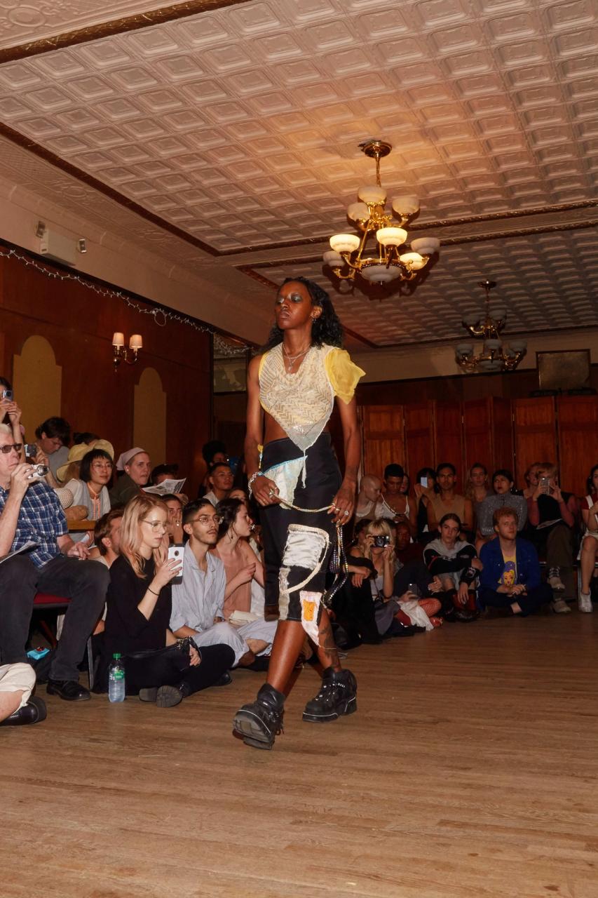 Collection 003 - Frauveldt look