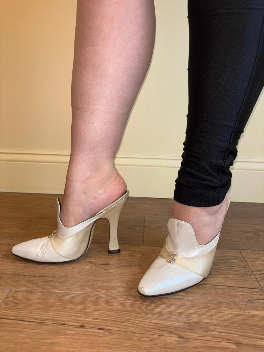 Anna Molinari Dollar Sign Pumps product image