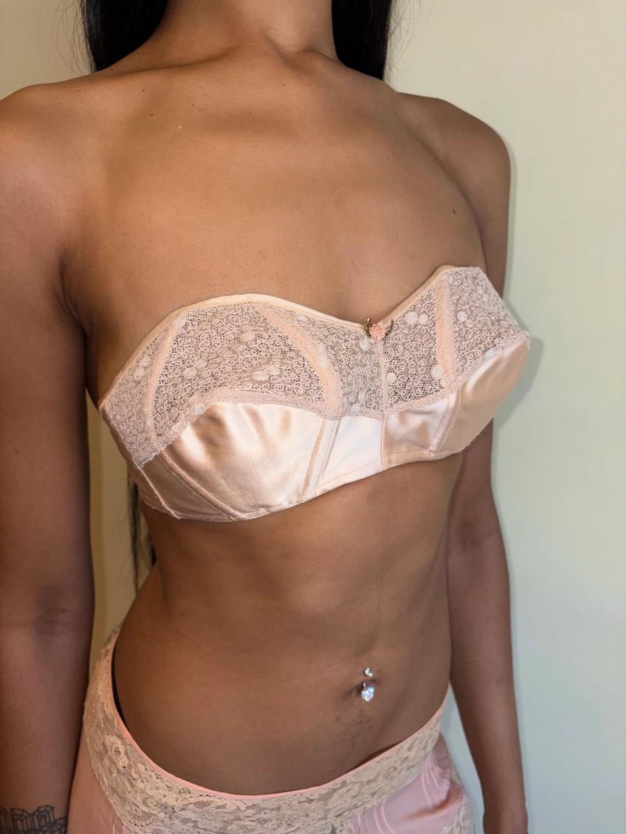 1940s "Felina" Cathedral Strapless Bra product image