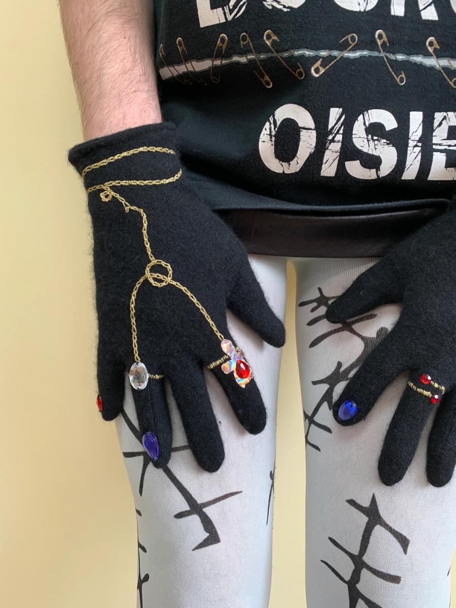 Tsumori Chisato Black Gloves With Ring illusion  product image