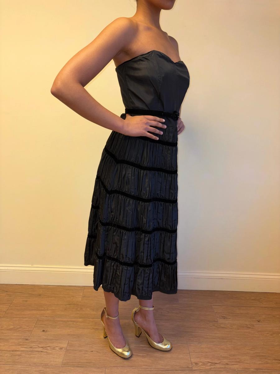 1950s Rembrandt Tiered Dress product image